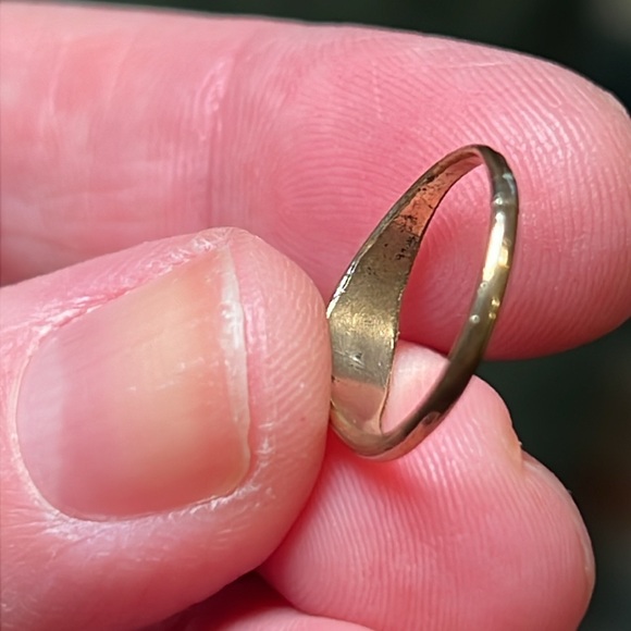 Antique turquoise starburst gold filled or gold shell tiny baby / child ring - Picture 6 of 7